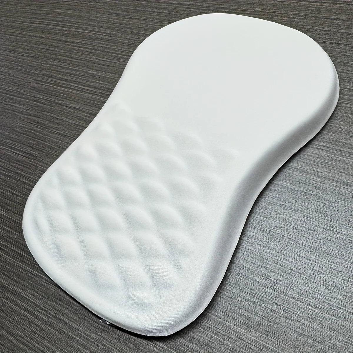 [Ergonomic Mouse Pad] Ergonomic Large Mouse Pad with Wrist Support | Anti-Slip Rubber Base, Durable Edges,Quilted Texture